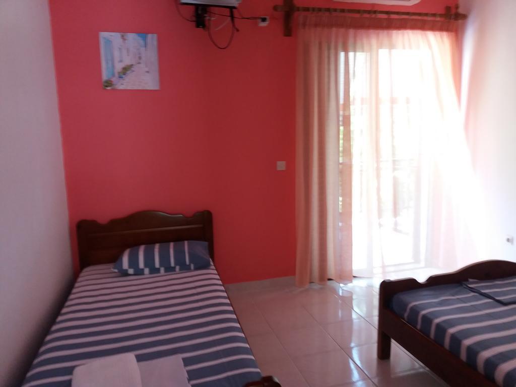 Georgoulas Apartments Paralia Skotinis Exterior photo